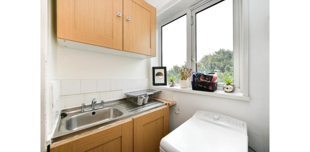 Entire Two Bedroom Flat In The Heart Of Greater Appartement *